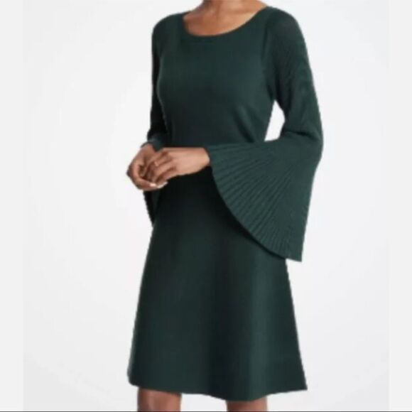 ✨ Ann Taylor Emerald Pleated Flare Sleeve Sweater Dress✨ - Picture 10 of 11